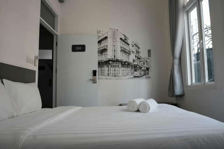 Bedroom 16