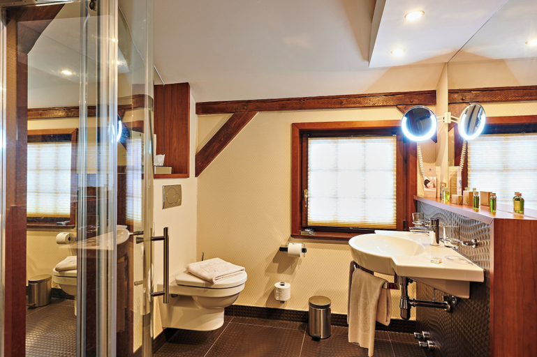 Bathroom 3, Bernsteinschloss Wendorf, Ludwigslust-Parchim