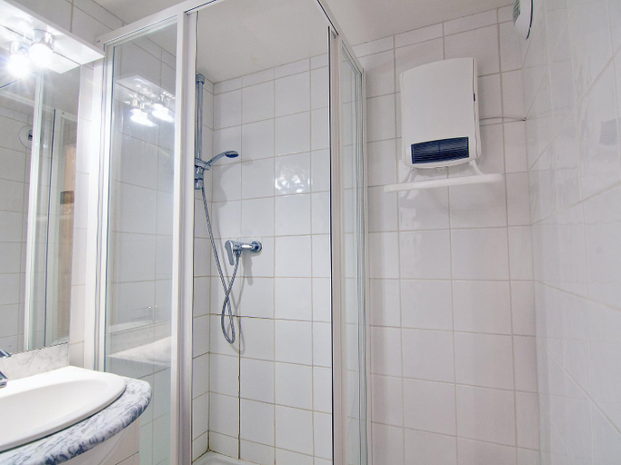 Bathroom, Apartment Villaret 317 by Interhome, Savoie