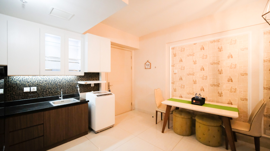 Dining Room 8