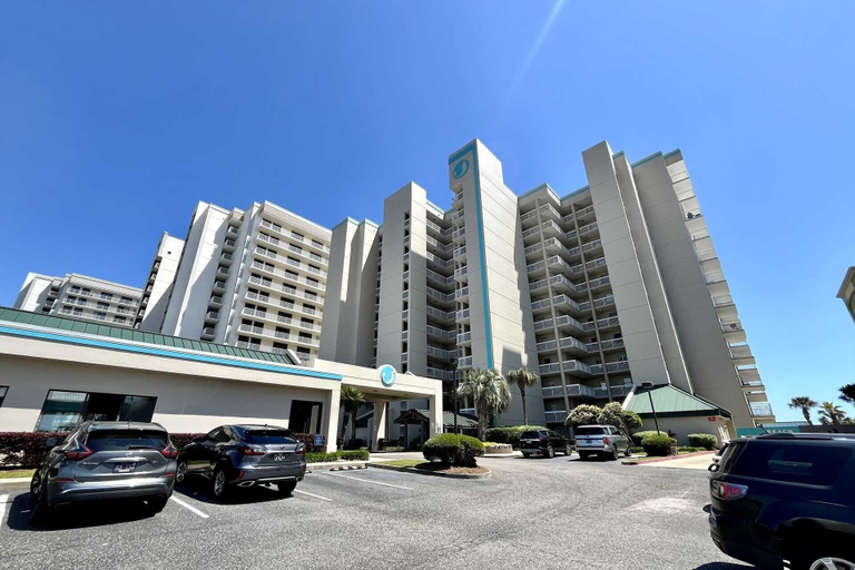Parking, Shoalwater 1106 3 Bedroom Condo by RedAwning, Baldwin