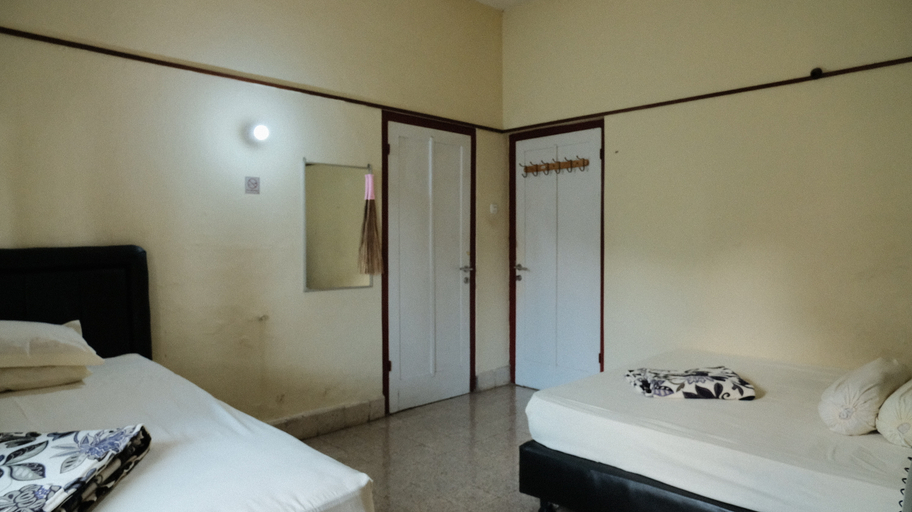Bedroom 2, Villa PaKis Heights, Malang
