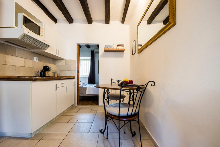 Others 4, Apartments Leticia, Split