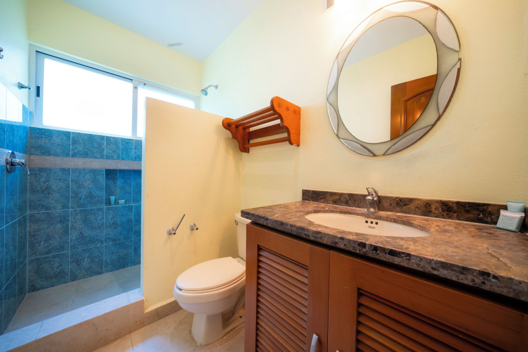 Bathroom 4, Pura Vida by NAS, Cozumel