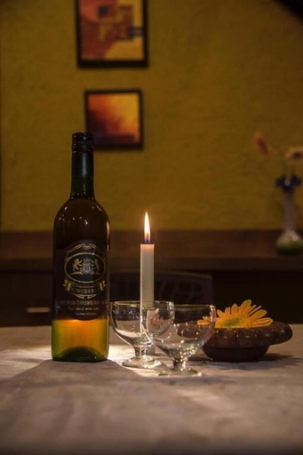 Food & Drinks 4, Stone Shelter, Satara