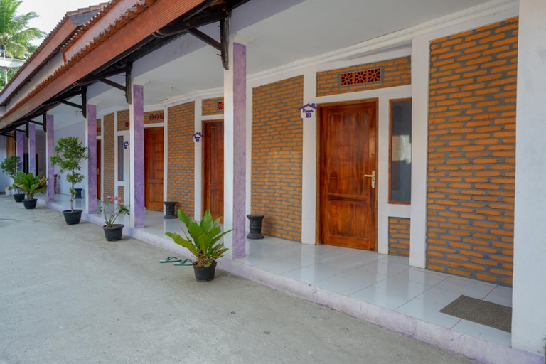 Exterior & Views 15