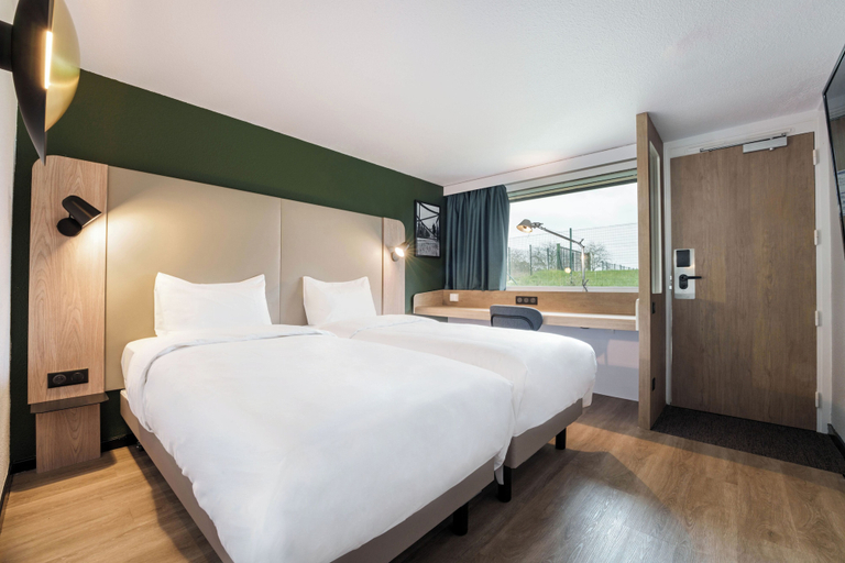Bedroom 3, Campanile NATURE - Toulouse Nord L'Union, Haute-Garonne