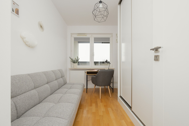 Others 5, Apartment With Parking by Renters, Warsaw