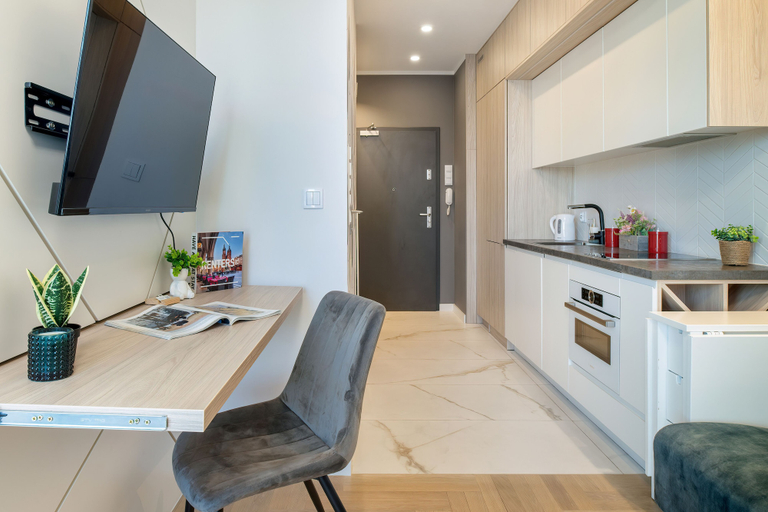 Others 5, Apartment With Balcony by Renters, Kraków City