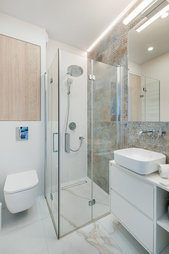 Bathroom 4, Apartment With Balcony by Renters, Kraków City