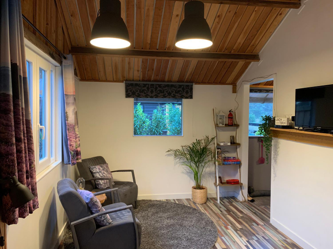 Others 4, Veluwse Bos en Heide Studio, Ede