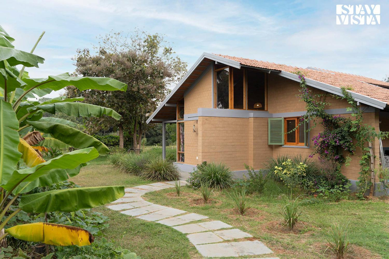 Exterior & Views 1, StayVista at Sunnyside Homestay with Bonfire & Lawn, Krishnagiri