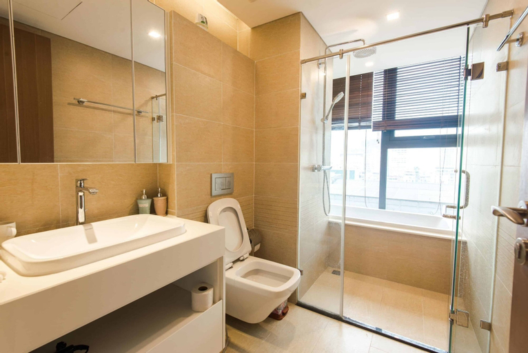 Bathroom 7