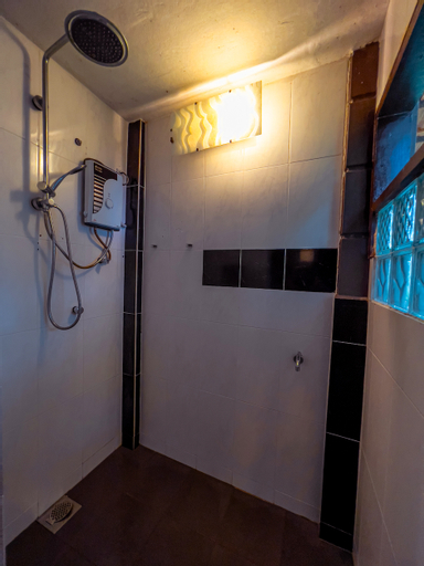 Bathroom 8