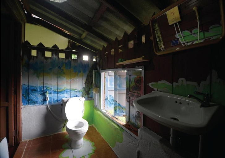 Bathroom 4