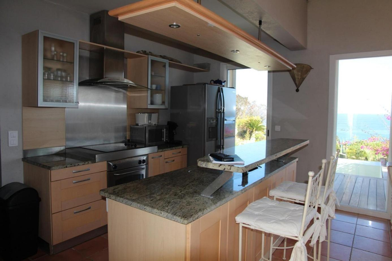 Kitchen 2, Villa Rosa, Corse-du-Sud