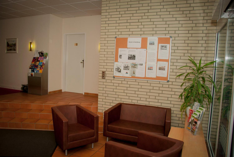 Public Area 2, Elbbrucken Hotel, Hamburg