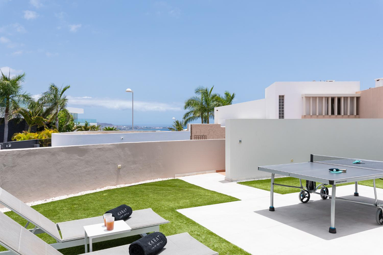 Others 5, KARAT Villa Neveda, Santa Cruz de Tenerife
