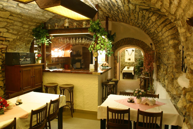 Food & Drinks 5, Betlem Club Hotel, Praha 1