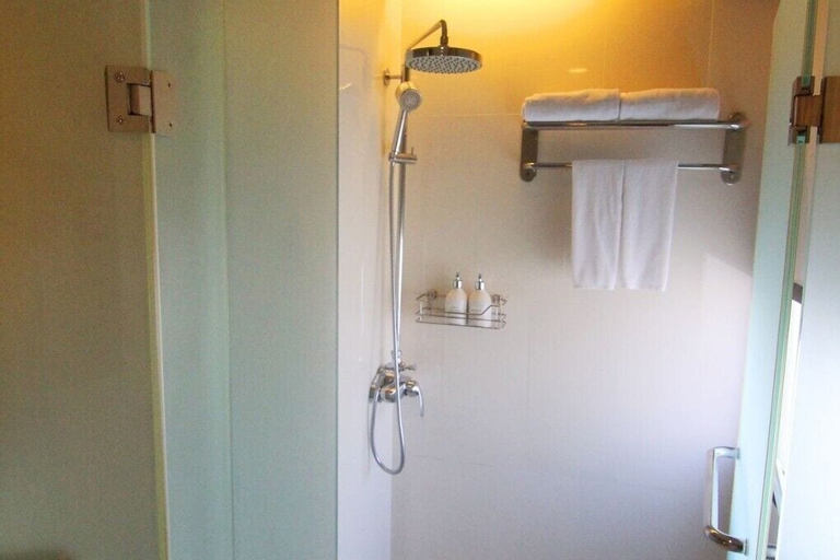 Bathroom 5