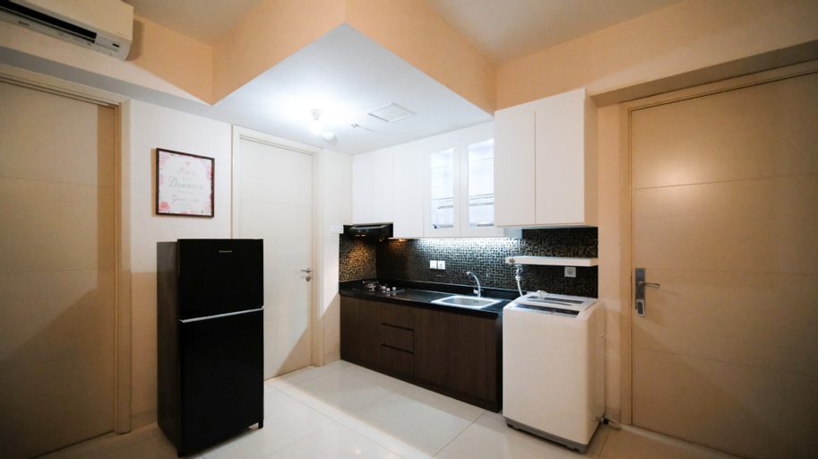 Dining Room 9