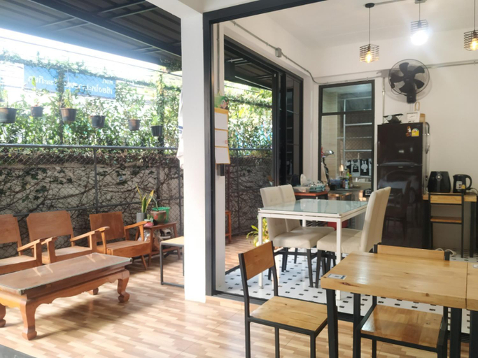 Food & Drinks 3, Ban Pongphan, Muang Chiang Mai
