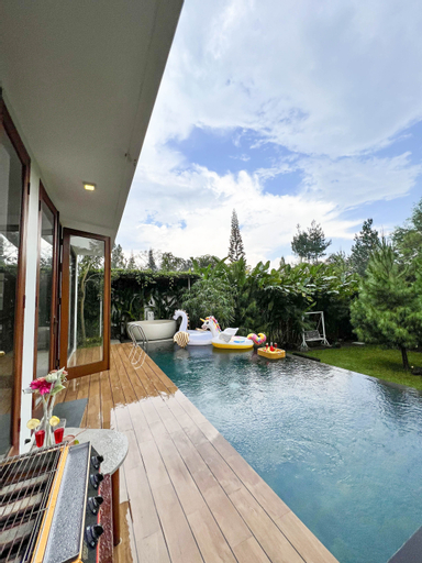 Swimming Pool 29