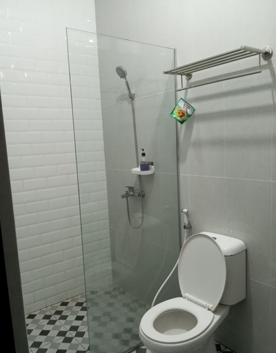 Bathroom 3