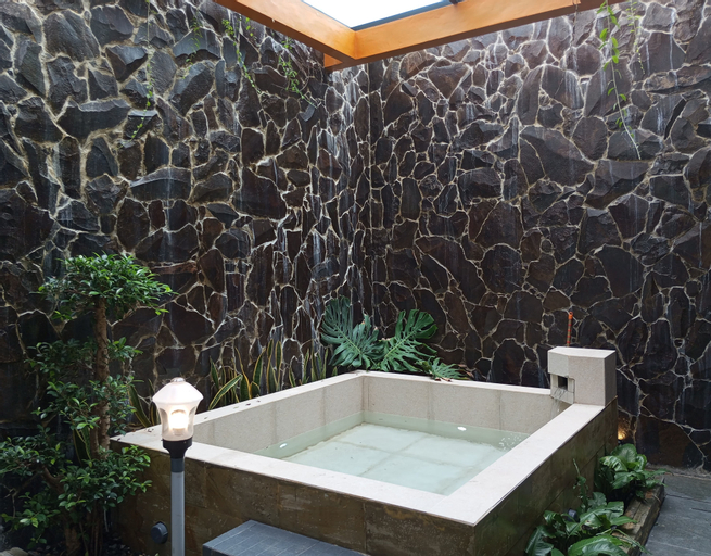 Bathroom 4