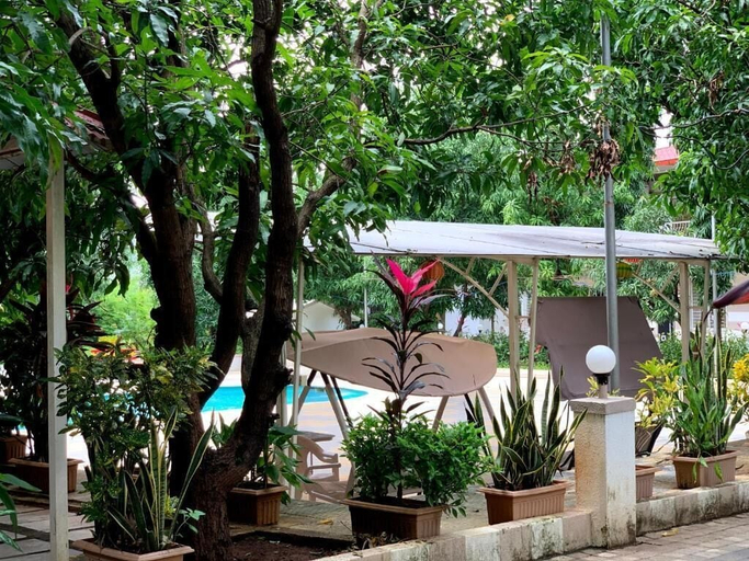 Others 5, The Visawa Resort, Thane