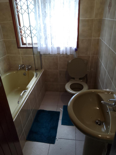 Bedroom 2, Ocean View Guest House, O.R.Tambo