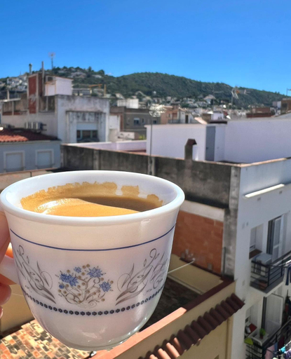 Food & Drinks, Escondite central con terraza compartida en la azotea, Girona