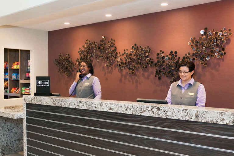 Public Area 3, Embassy Suites by Hilton Temecula Valley Wine Country, Riverside