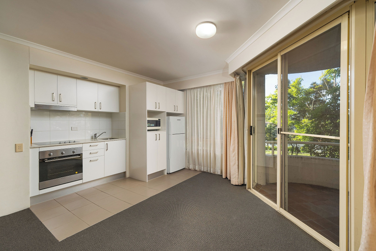 Others 5, Wahroonga Furnished Apartments, Sydney