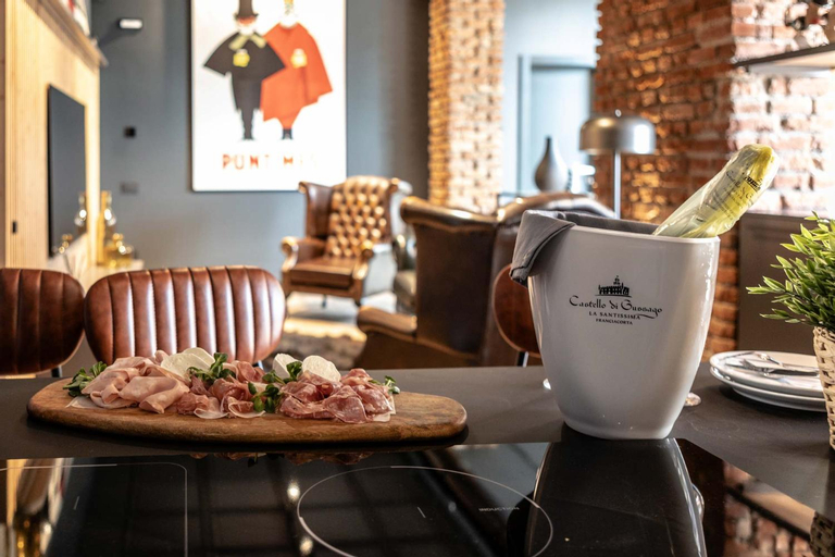 Food & Drinks 5, AR Prestige Penthouse - TriBeCa Loft, Bergamo
