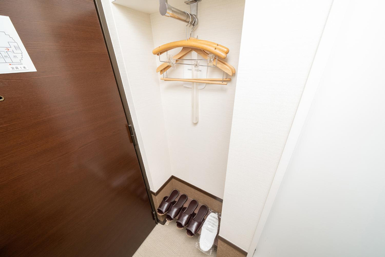 Bathroom 30