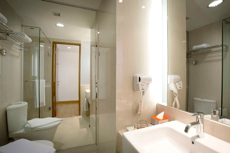 Bathroom 3