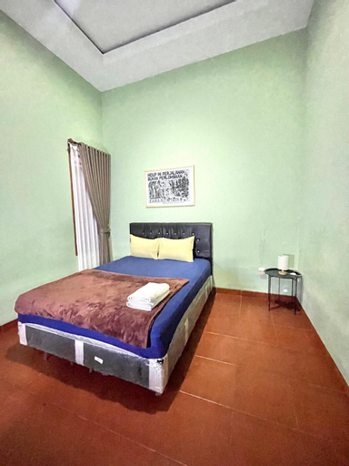 Bedroom 18