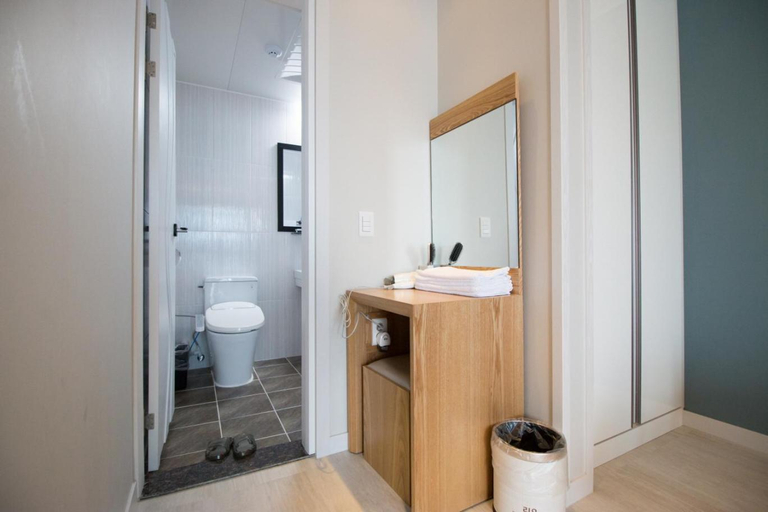 Bathroom 5, Lium Spa Hostel, Yeosu