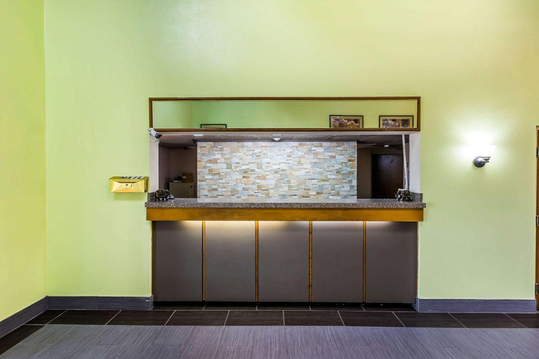 Public Area 2, Rodeway Inn Knoxville East, Knox