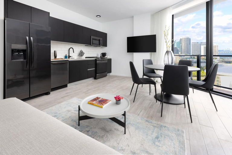 Dining Room 30