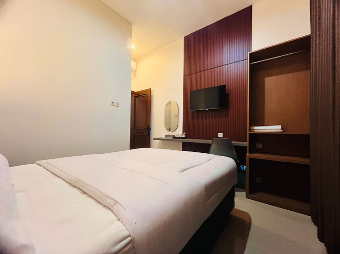Bedroom 8