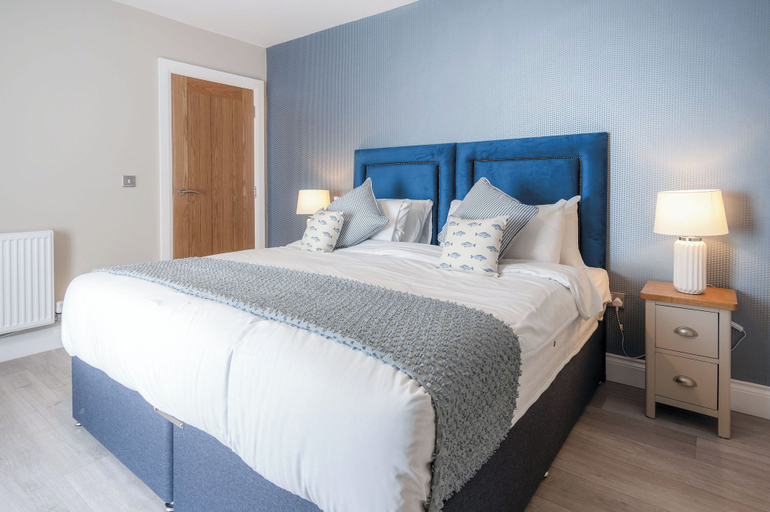 Bedroom 3, Haven View - 2 Bedroom Apartment - Milford Haven, Pembrokeshire