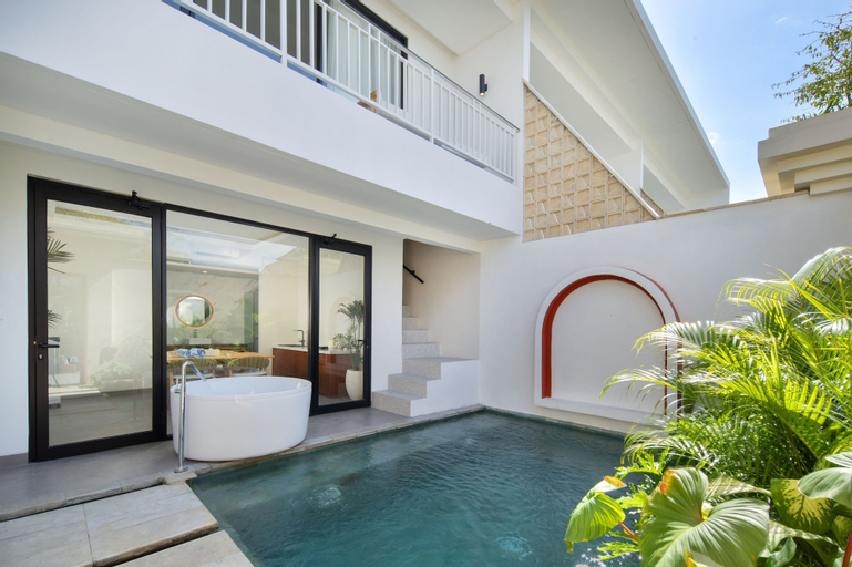 Swimming Pool 1