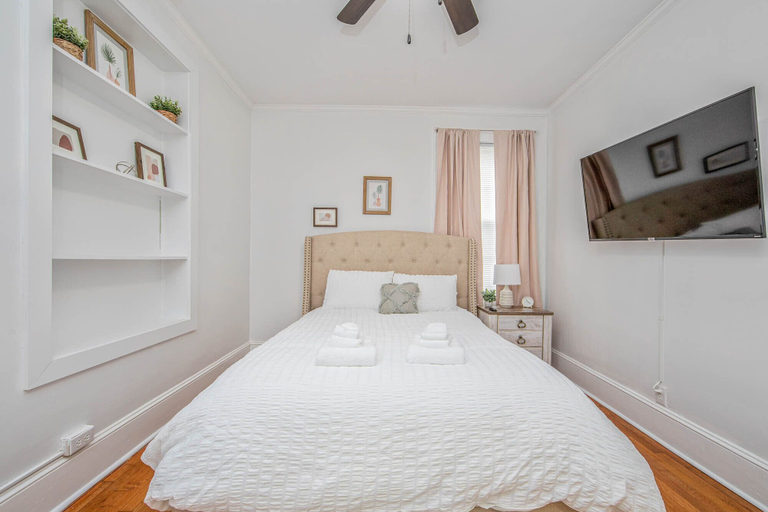 Bedroom 2, Terry Sanford Guest House, Cumberland