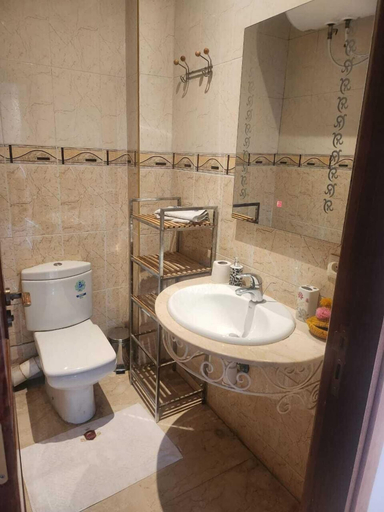 Bathroom, Appartement Hanane, Marrakech