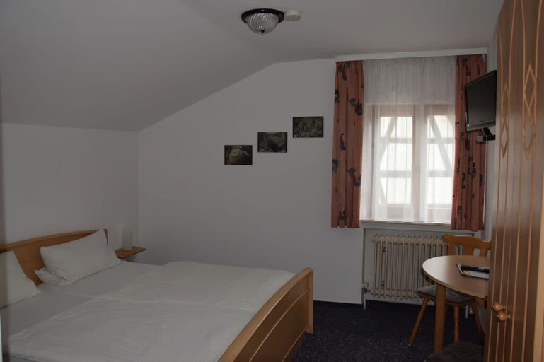 Bedroom 3, Hotel Sonne, Rhein-Neckar-Kreis