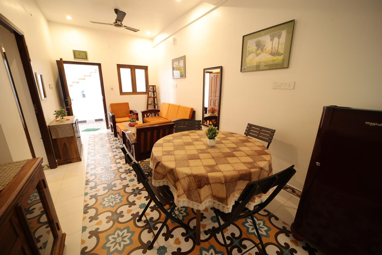 Dining Room 18