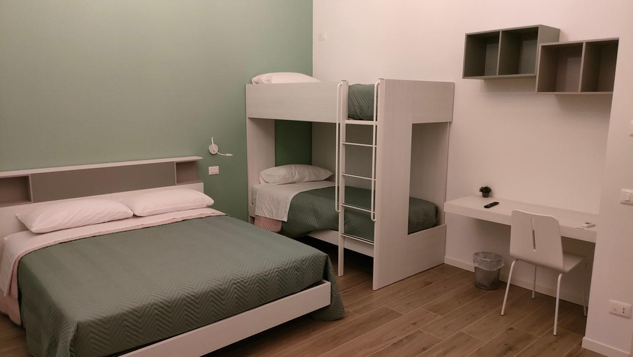 Others 4, B&B il Santo, Ancona