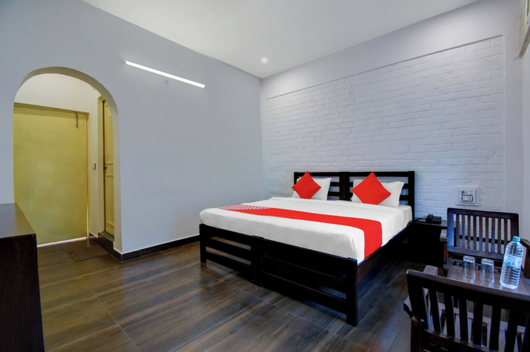 Bedroom 2, Yoga Rishi, Garhwal